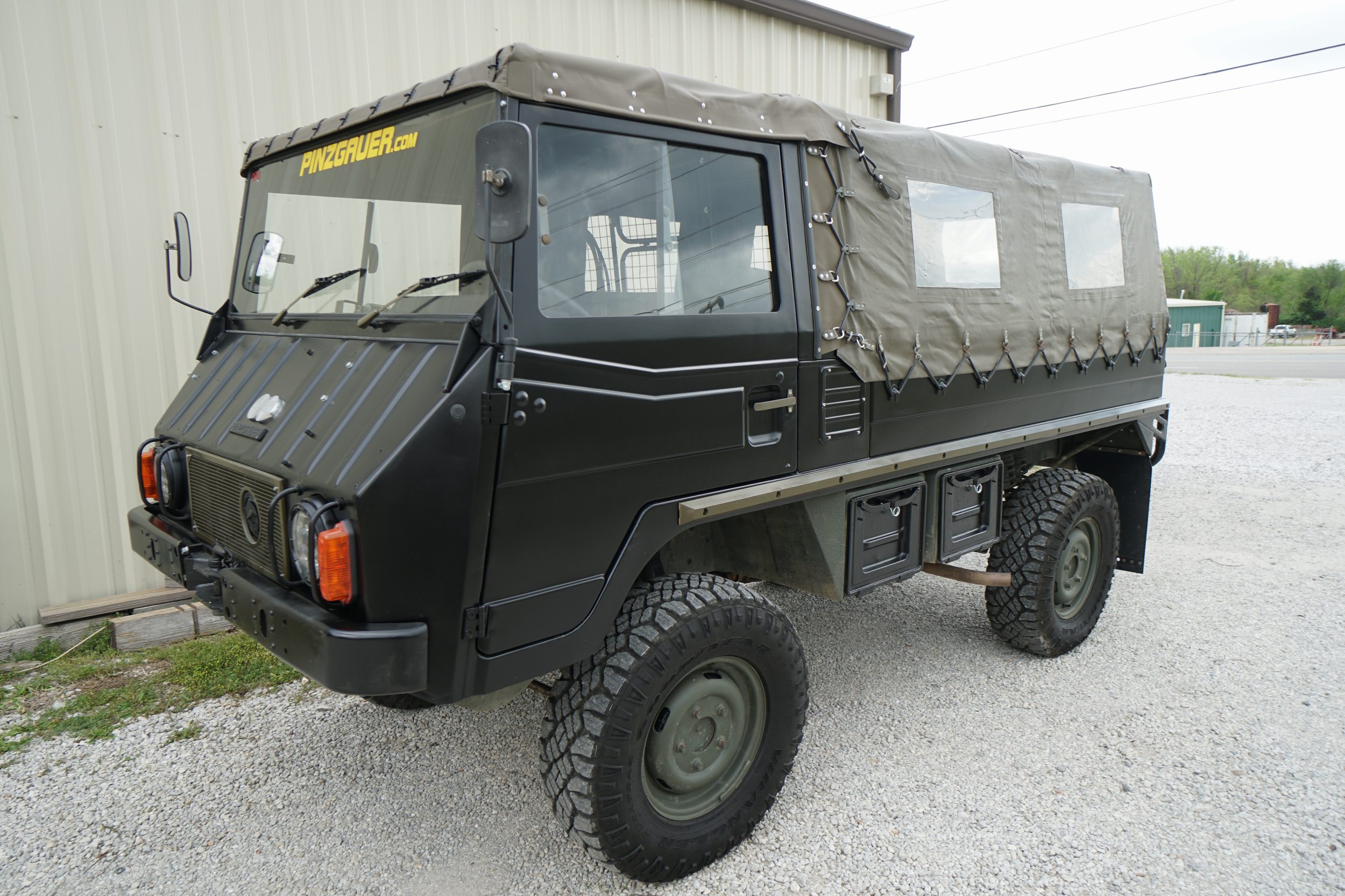 Troop Carrier in Black very nice condition 
Clean ..