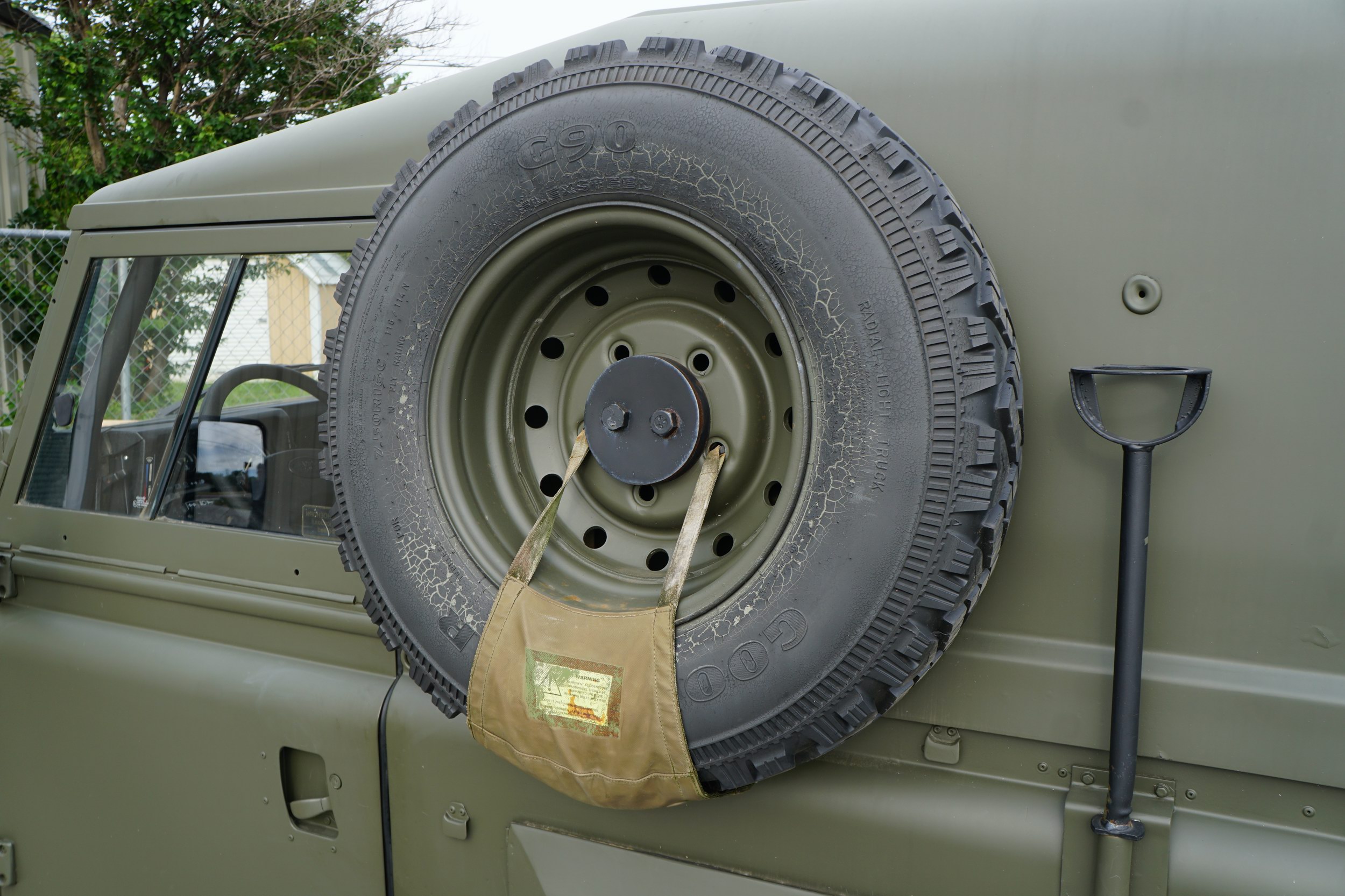 Original British Military Radio Truck Hardtop  TUM ..