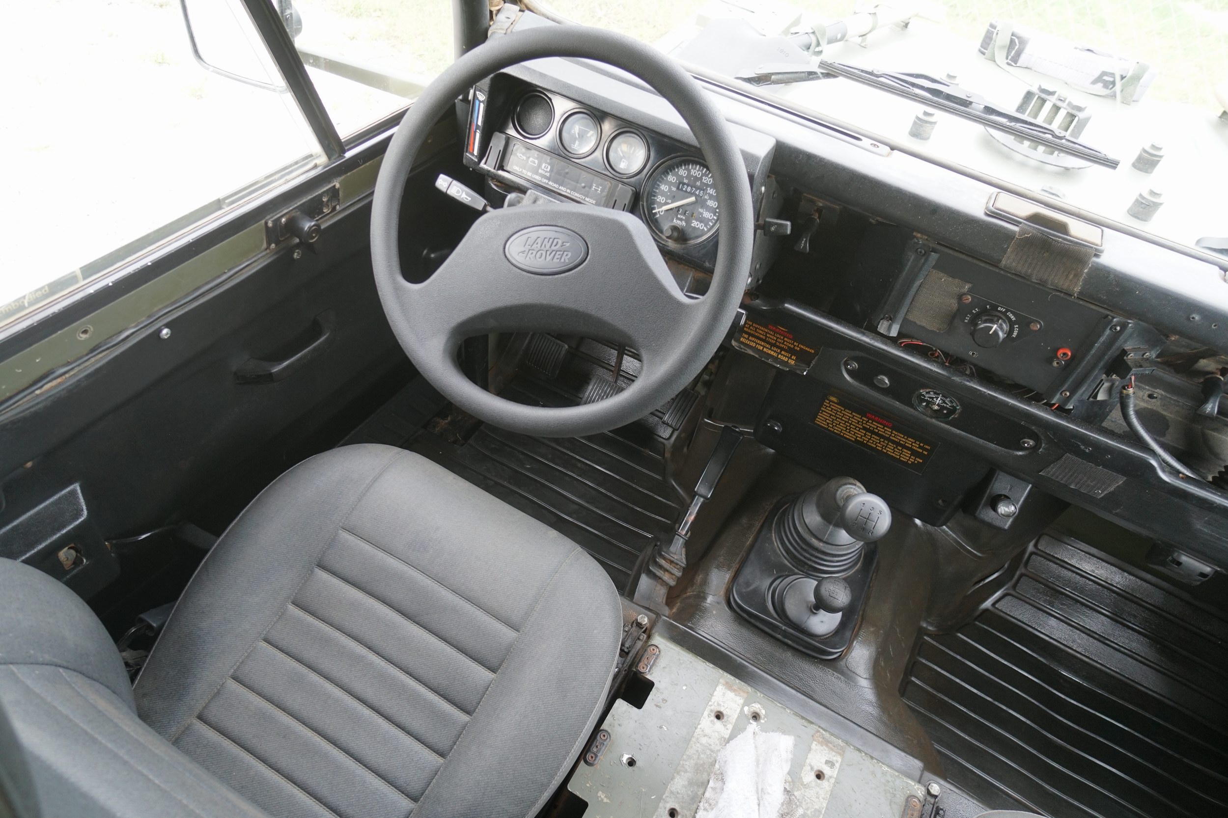 Original British Military Radio Truck Hardtop  TUM ..