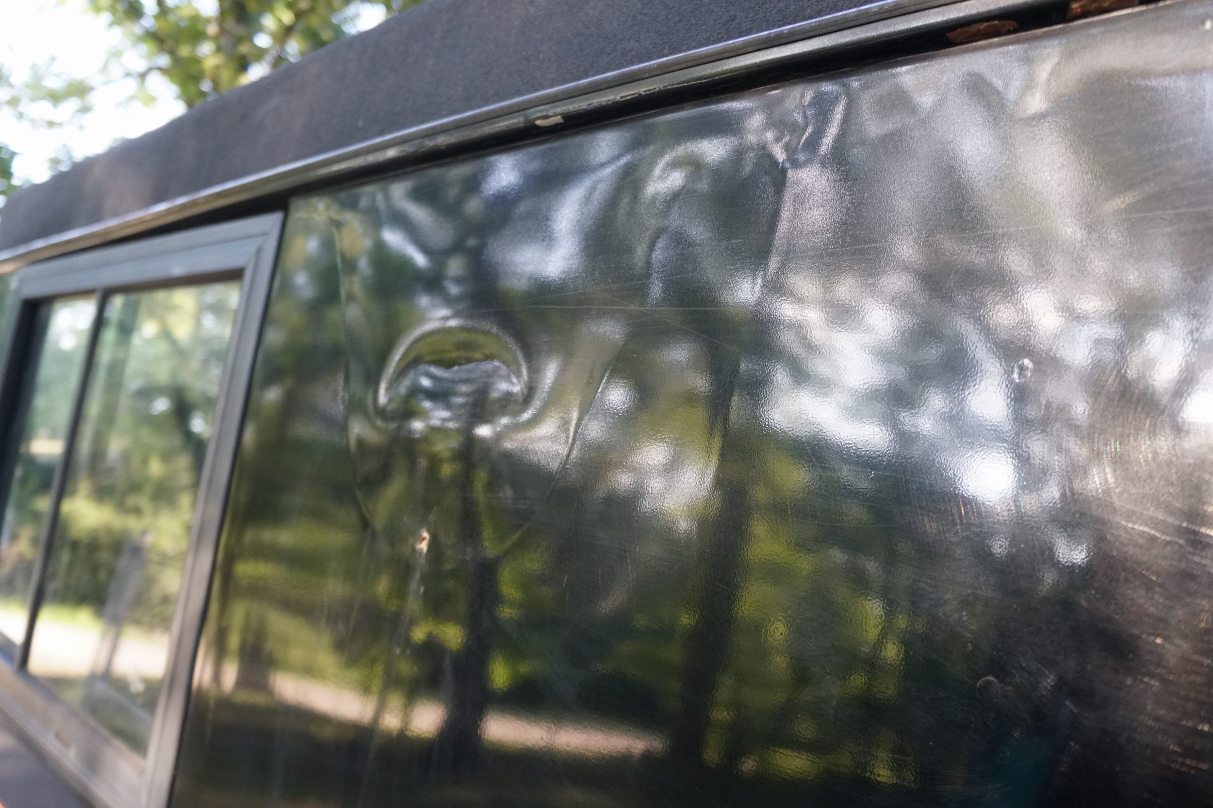 Rare Pinzgauer 718 6x6  Custom 3 Door Crew Cab  
 ..