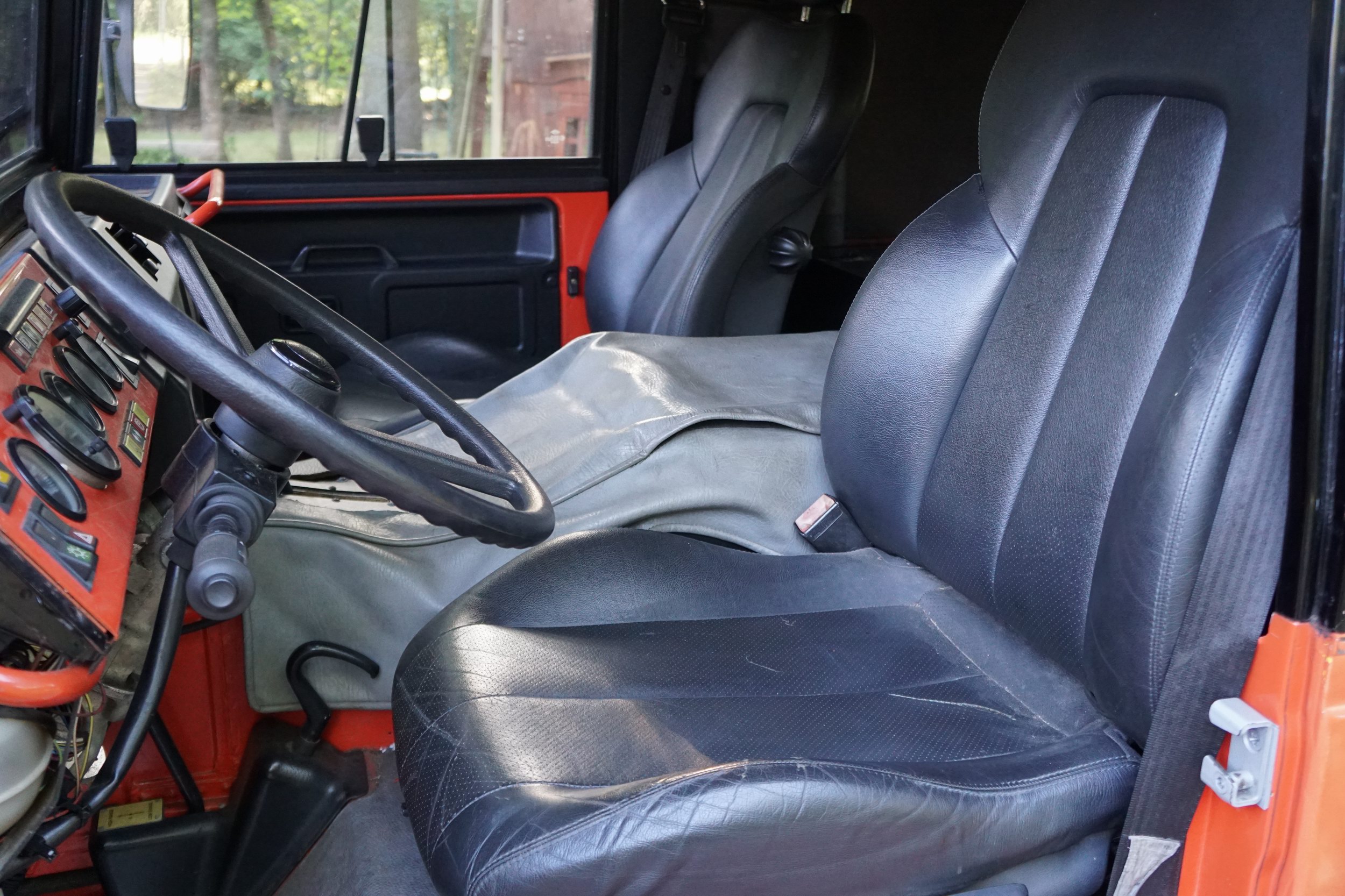 Rare Pinzgauer 718 6x6  Custom 3 Door Crew Cab  
 ..