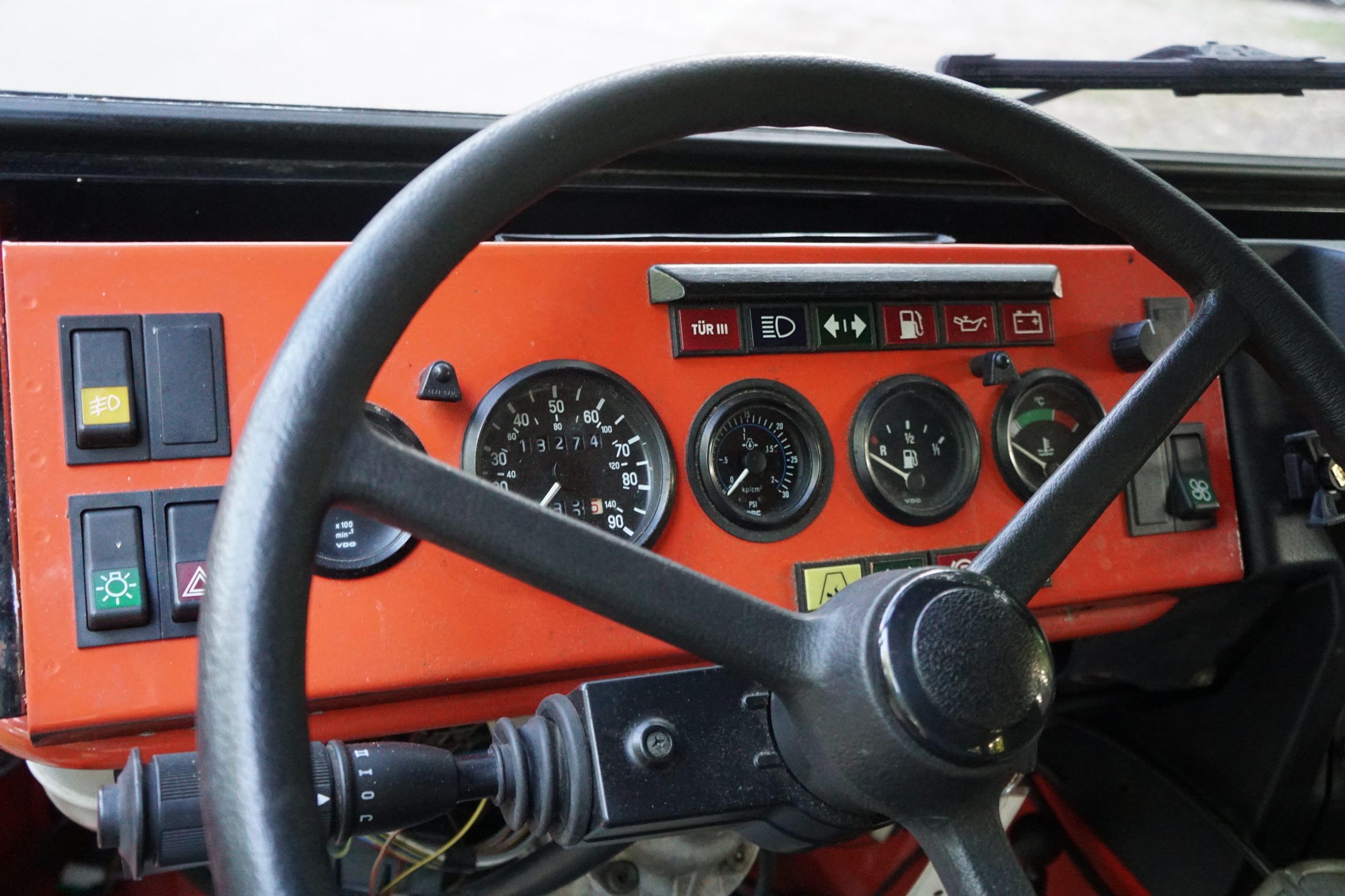 Rare Pinzgauer 718 6x6  Custom 3 Door Crew Cab  
 ..