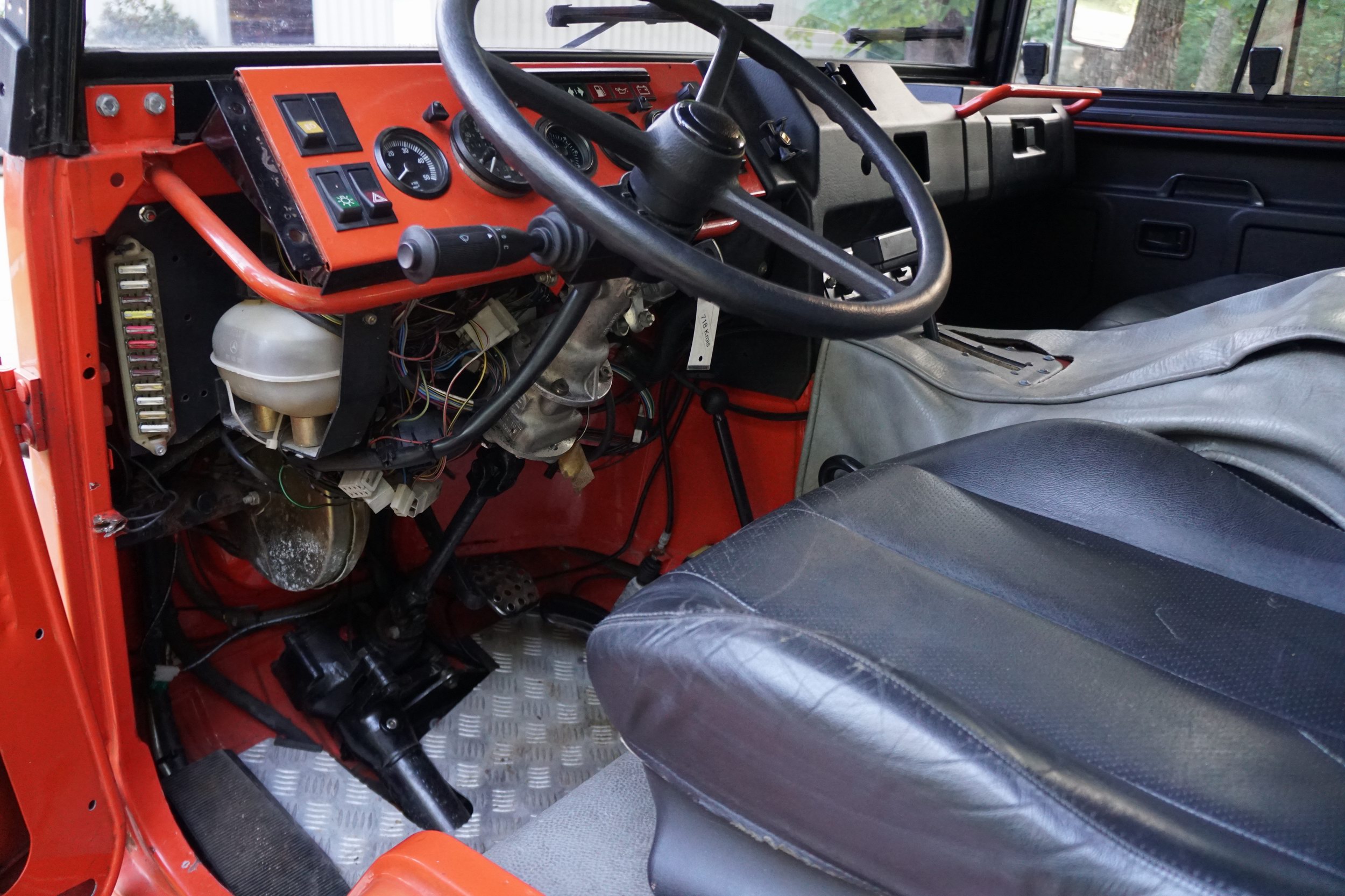 Rare Pinzgauer 718 6x6  Custom 3 Door Crew Cab  
 ..