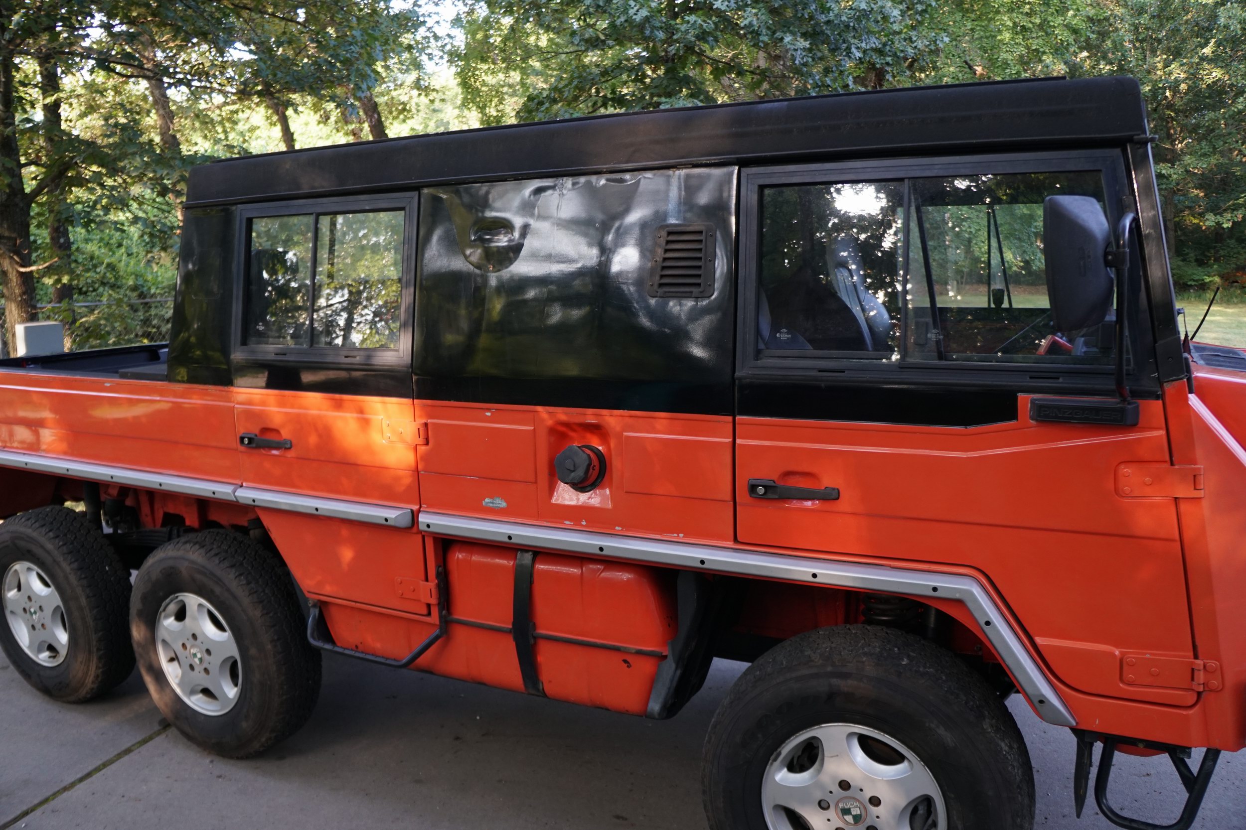Rare Pinzgauer 718 6x6  Custom 3 Door Crew Cab  
 ..