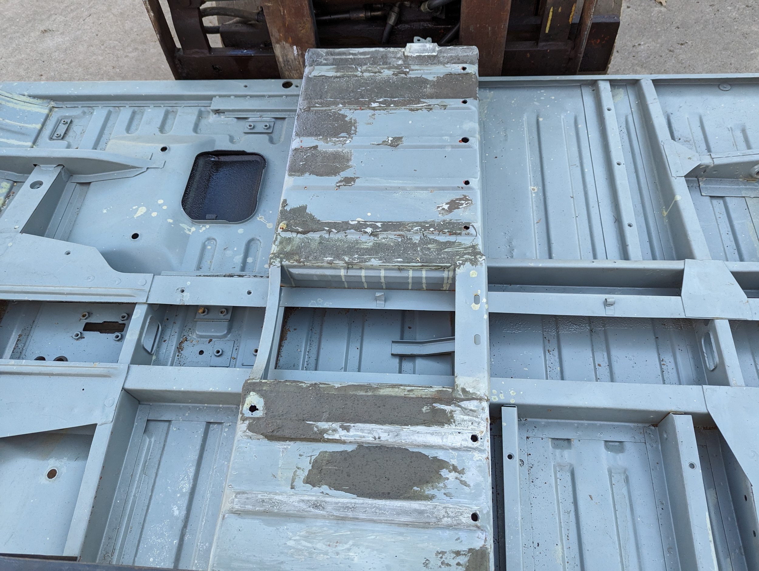 complete Platform Body Series 2  SWB Rhino Lined u ..