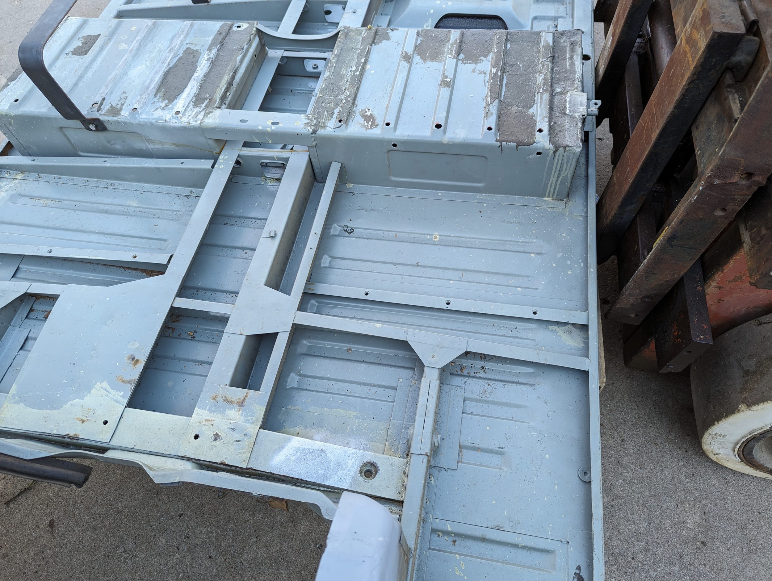 complete Platform Body Series 2  SWB Rhino Lined u ..