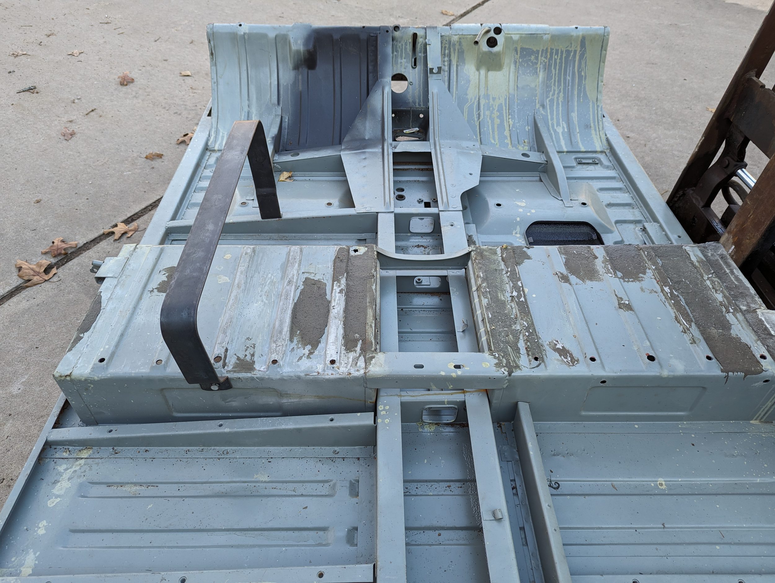 complete Platform Body Series 2  SWB Rhino Lined u ..