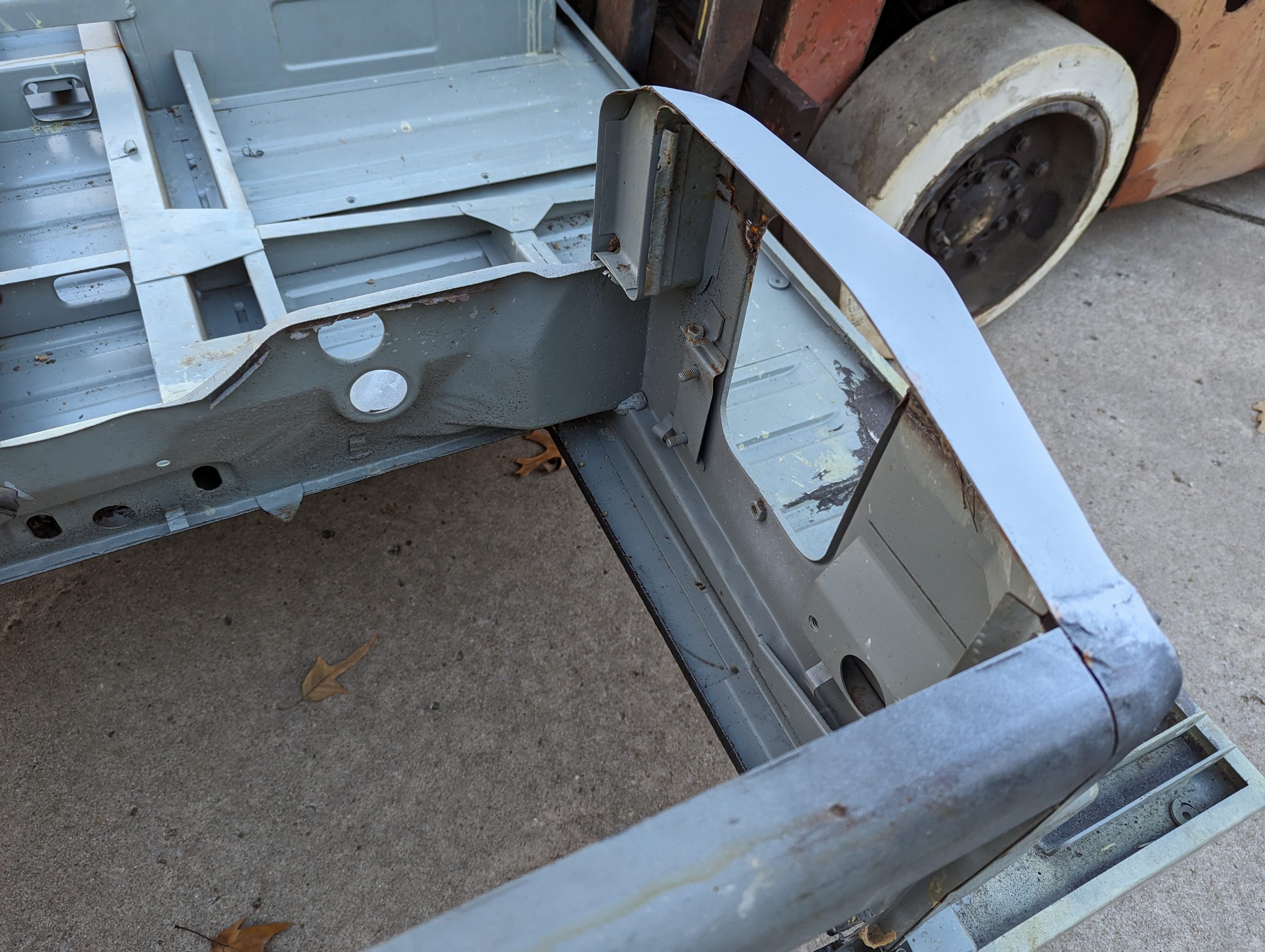 complete Platform Body Series 2  SWB Rhino Lined u ..