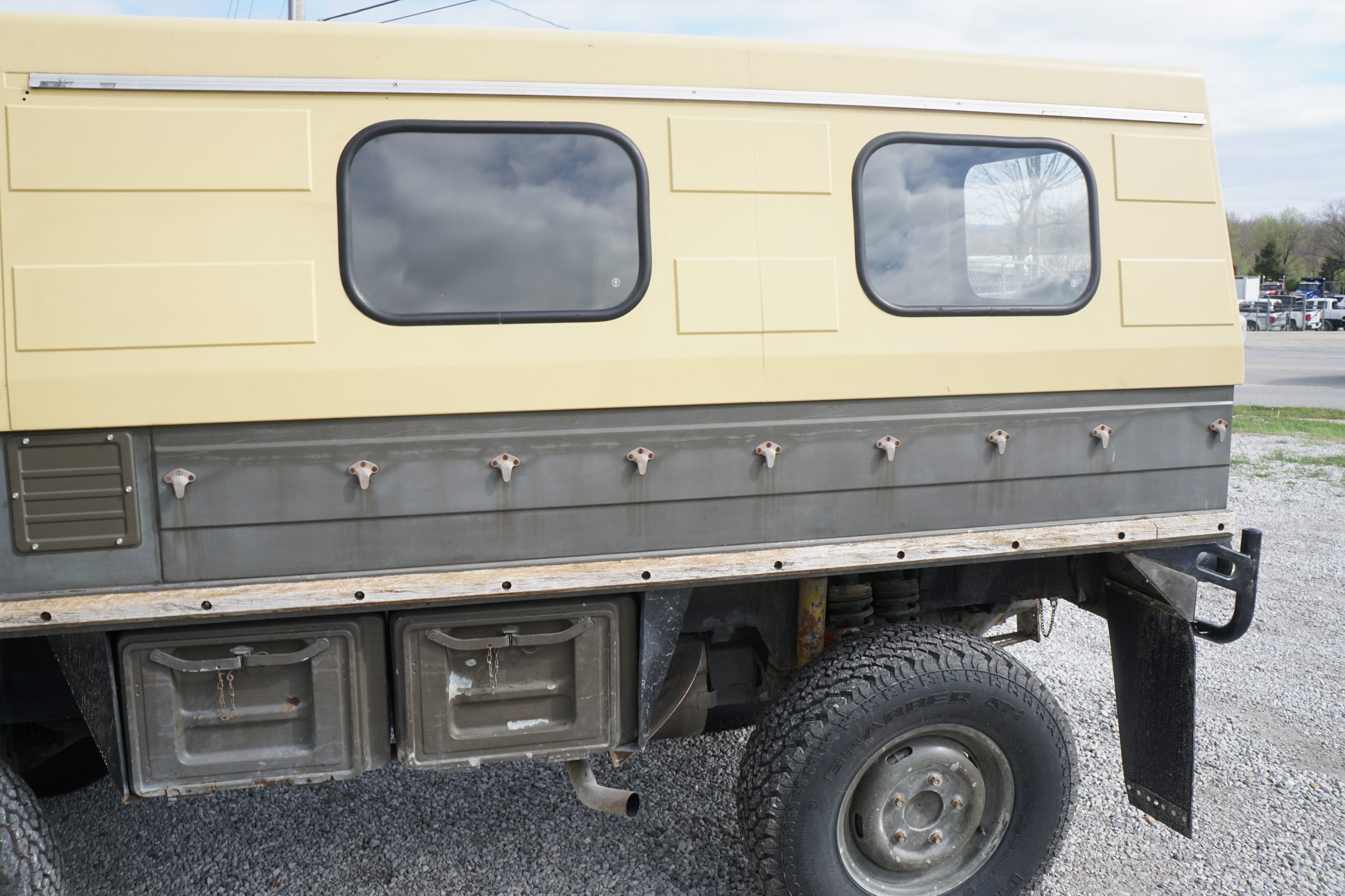 Swiss Army Troop Carrier, with Techno Top 
Good M ..