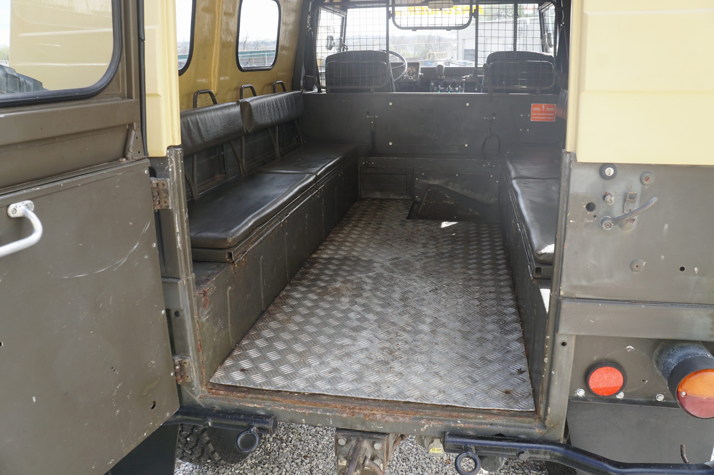 Swiss Army Troop Carrier, with Techno Top 
Good M ..