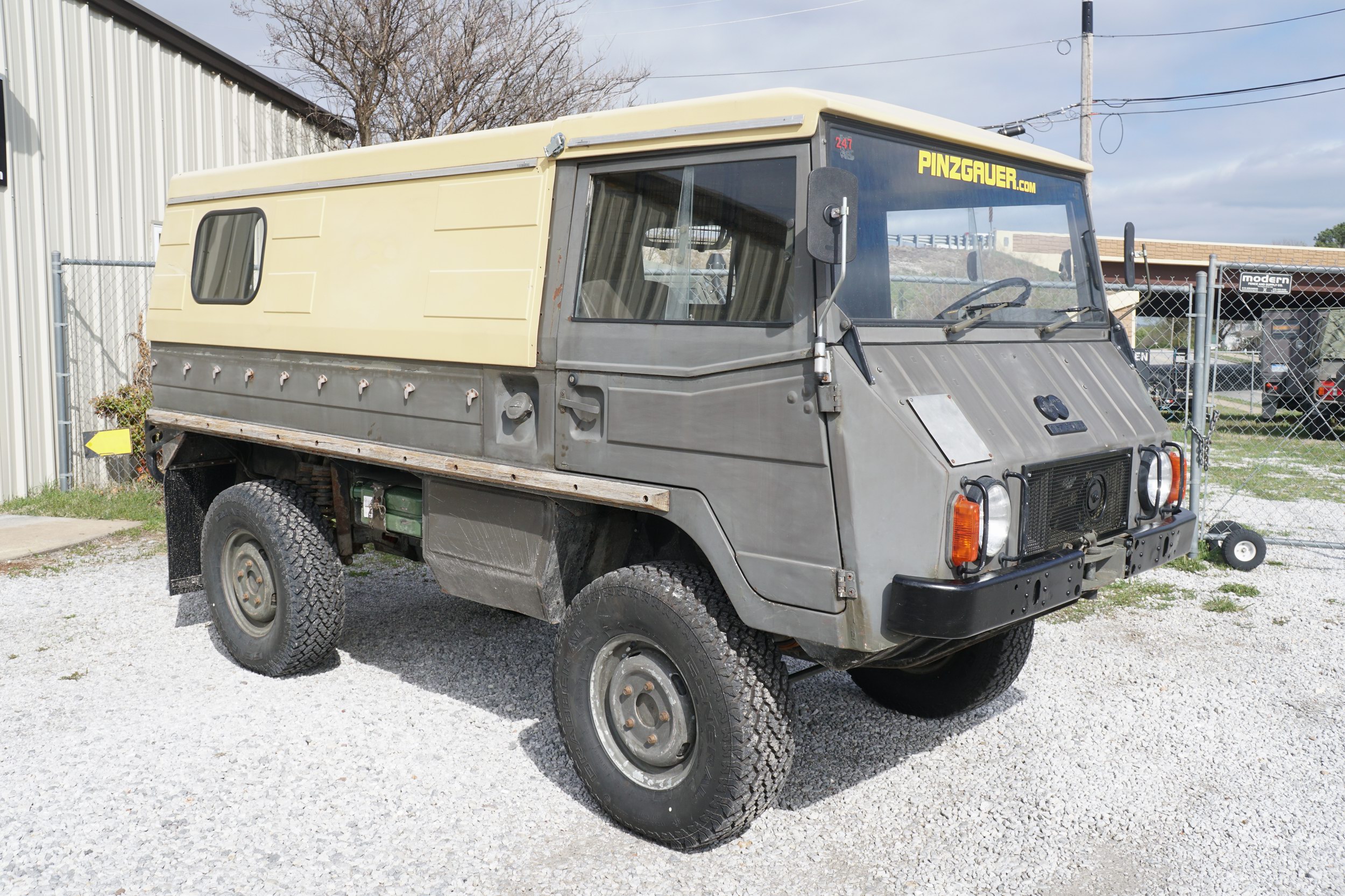 Swiss Army Troop Carrier, with Techno Top 
Good M ..