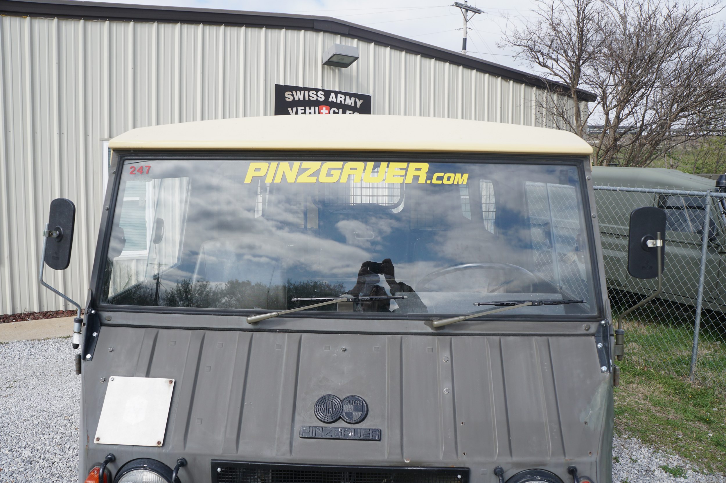 Swiss Army Troop Carrier, with Techno Top 
Good M ..