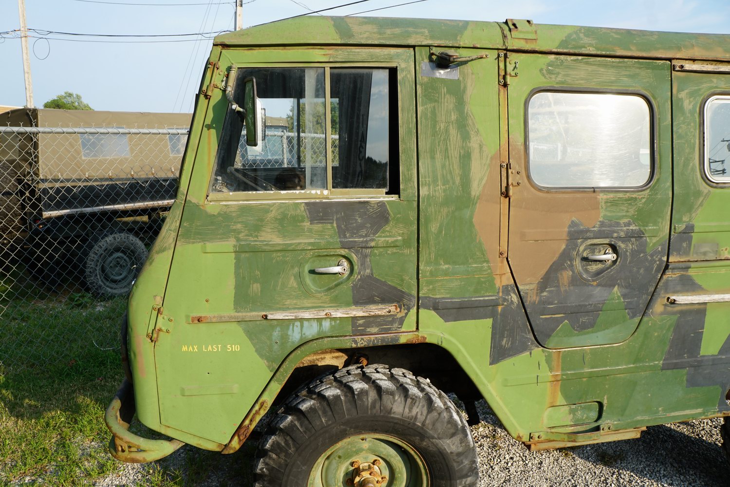 Volvo L3315  Radio Truck from Swedish Army  
The  ..
