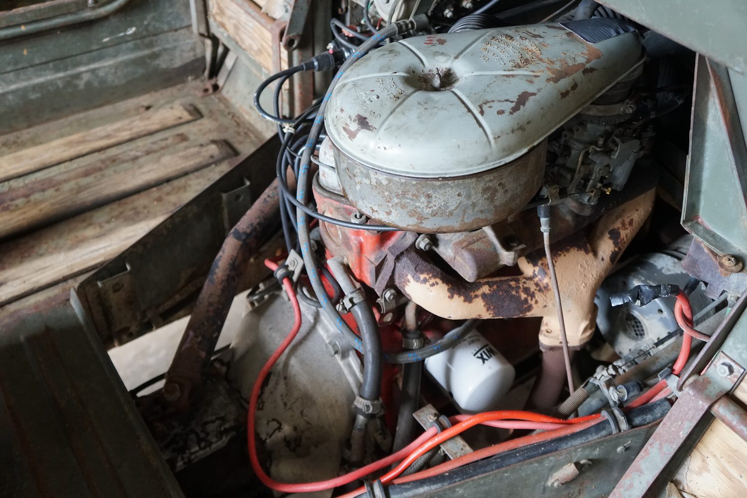 Volvo L3315  Radio Truck from Swedish Army  
The  ..