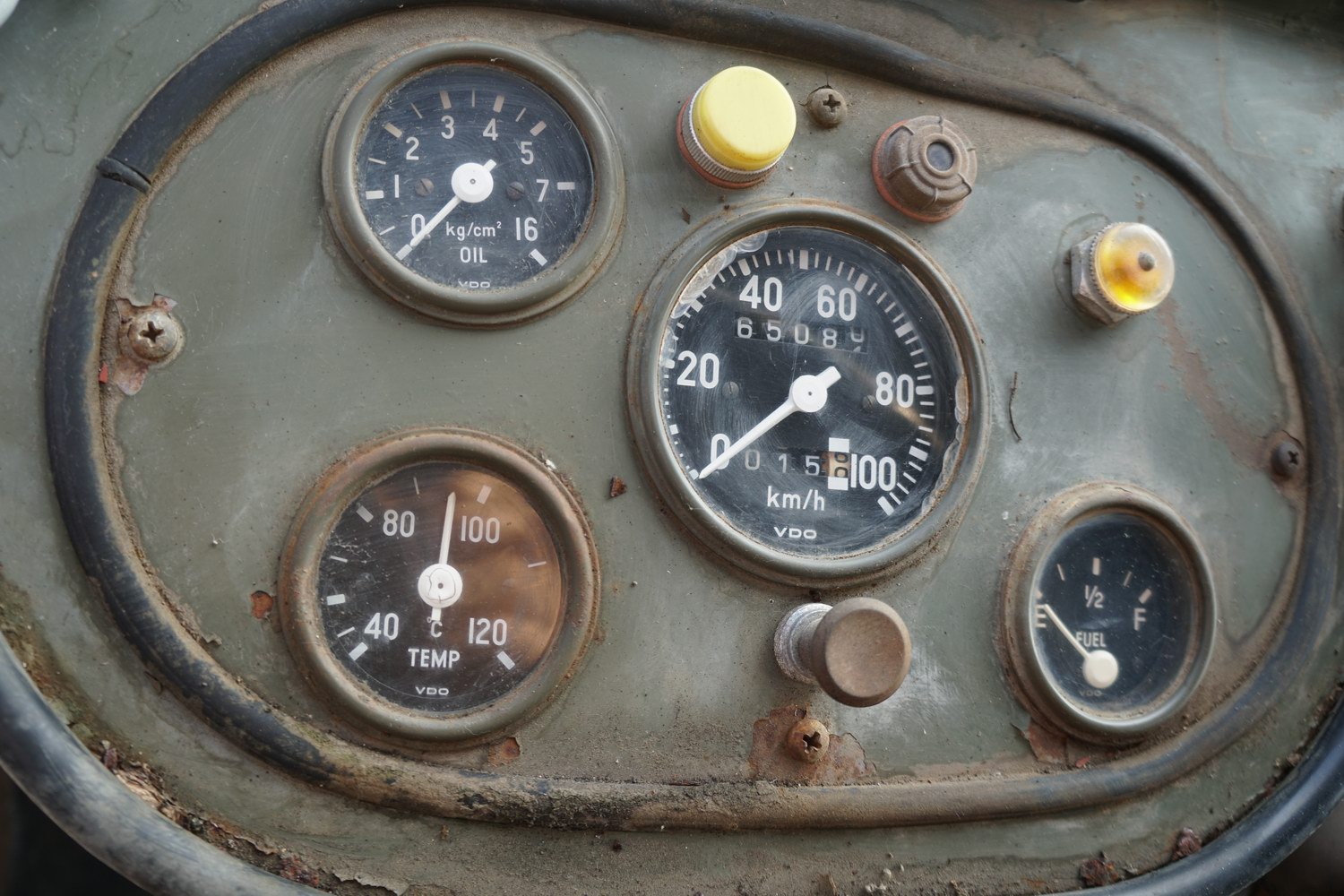 Volvo L3315  Radio Truck from Swedish Army  
The  ..