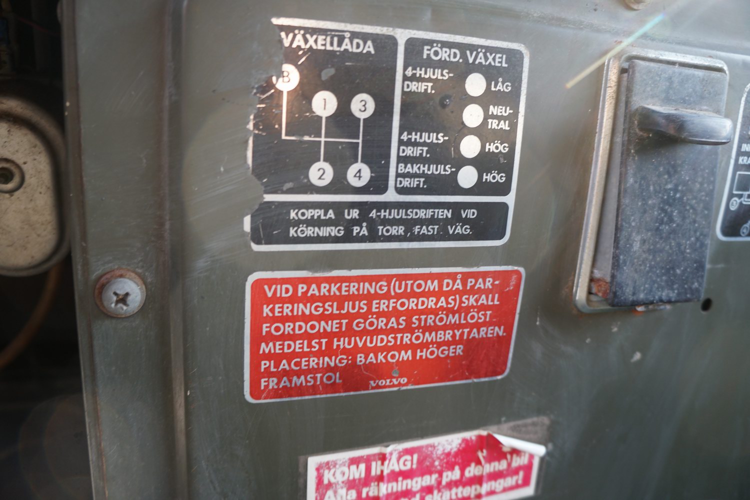 Volvo L3315  Radio Truck from Swedish Army  
The  ..