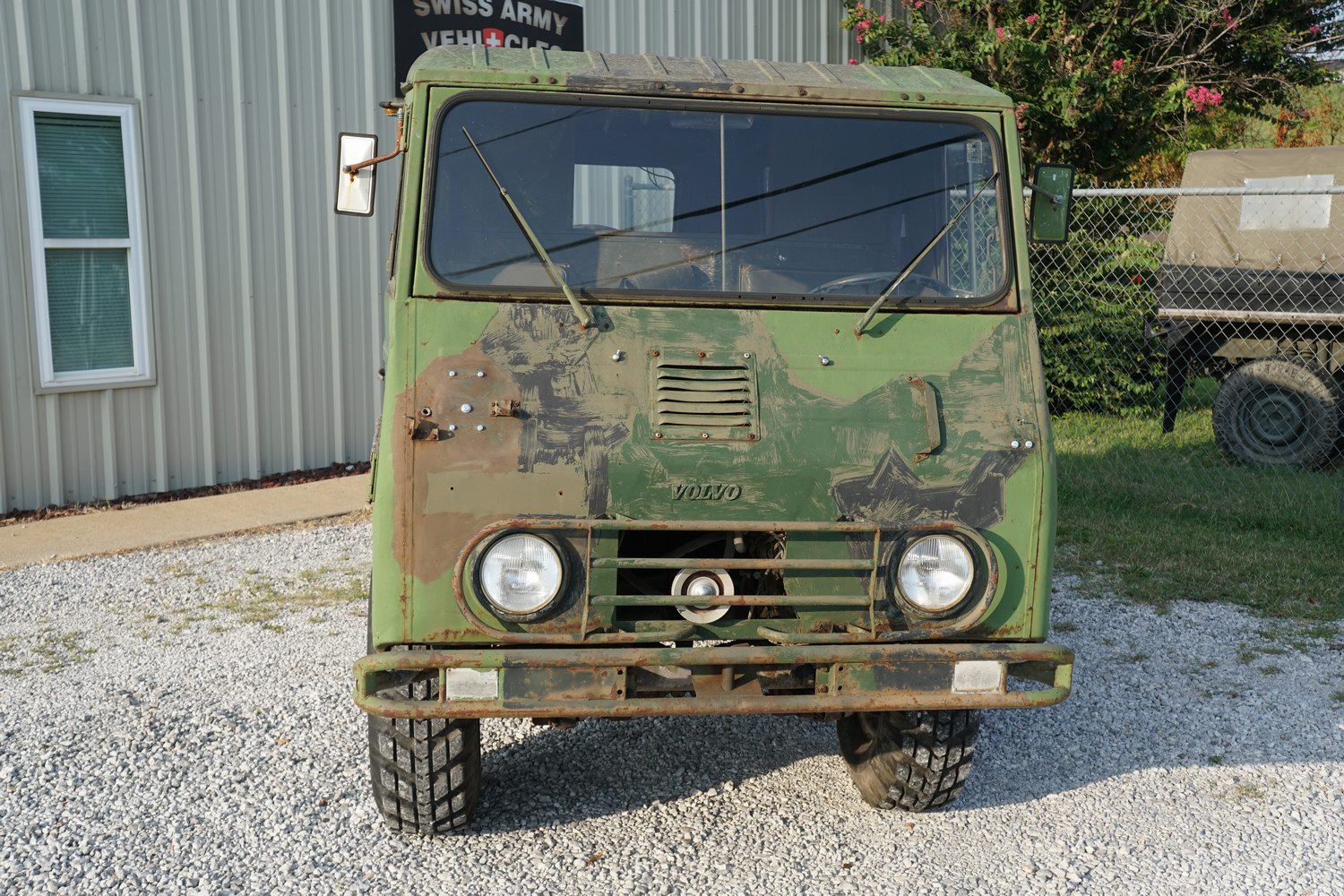 Volvo L3315  Radio Truck from Swedish Army  
The  ..