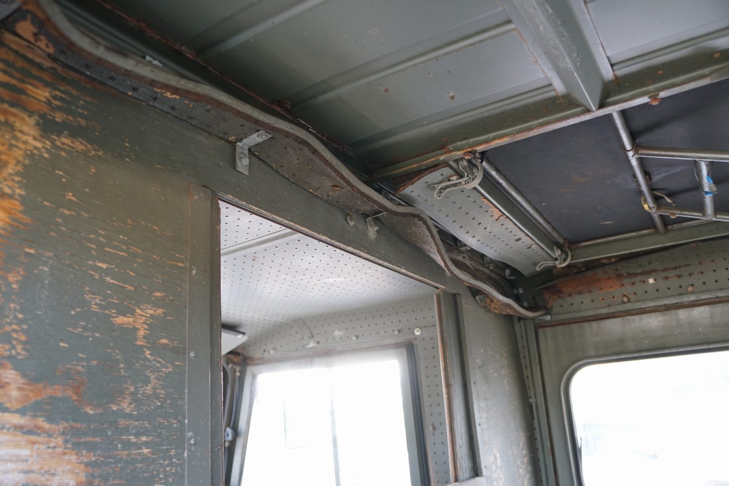 Volvo L3315  Radio Truck from Swedish Army  
The  ..