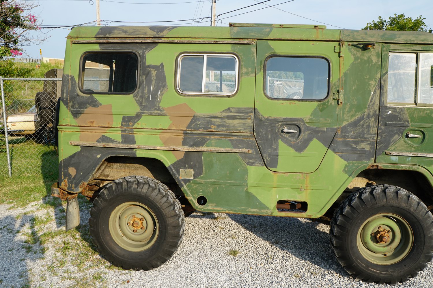 Volvo L3315  Radio Truck from Swedish Army  
The  ..