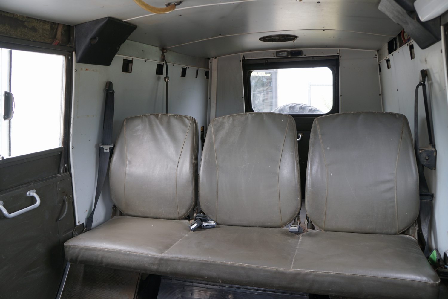 Very Rare Pinzgauer 712K Swiss Army Version
Origi ..