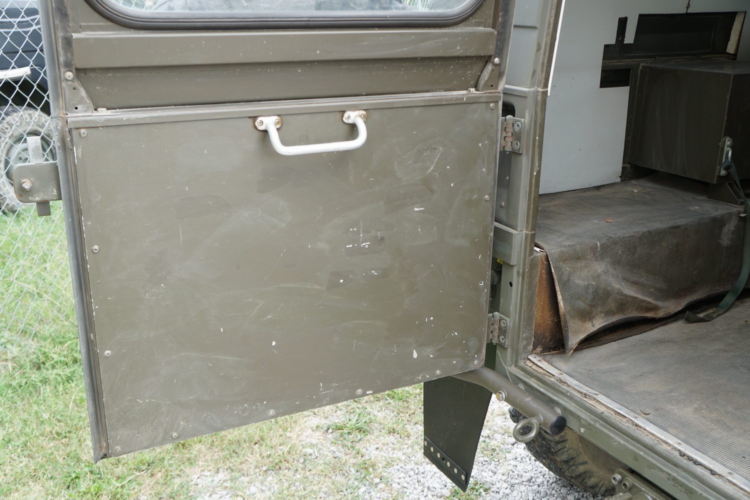 Very Rare Pinzgauer 712K Swiss Army Version
Origi ..