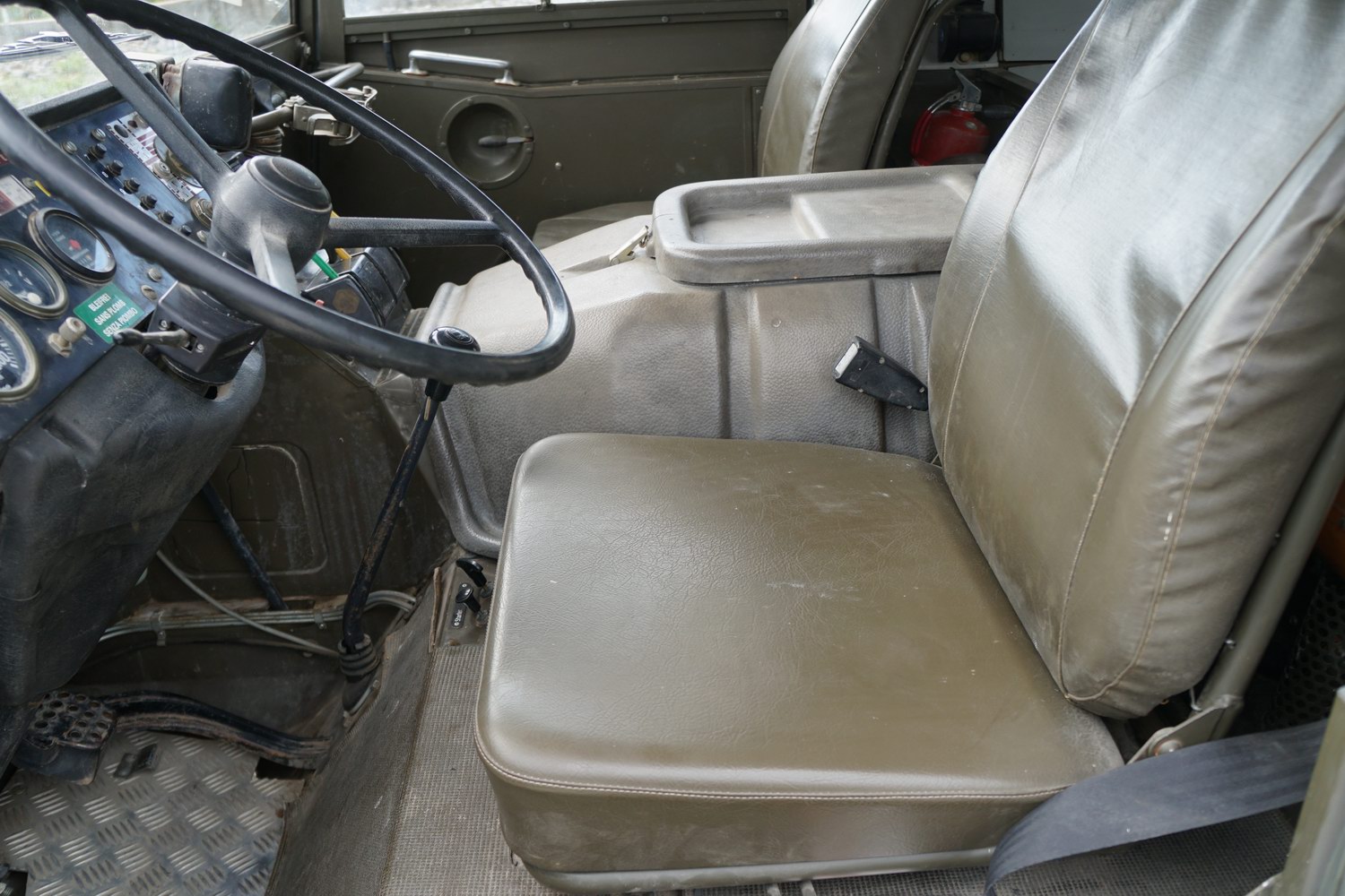 Very Rare Pinzgauer 712K Swiss Army Version
Origi ..
