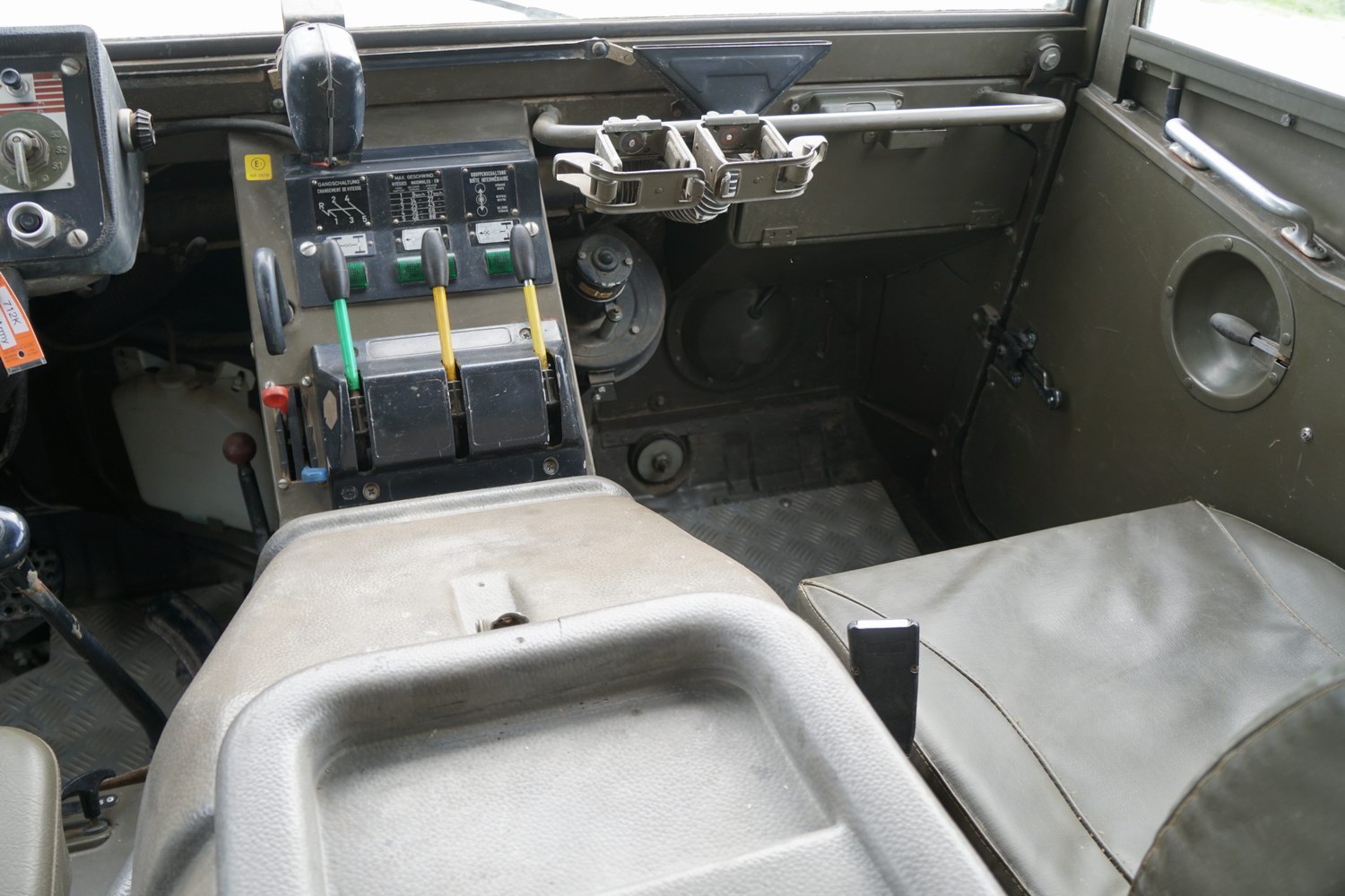 Very Rare Pinzgauer 712K Swiss Army Version
Origi ..