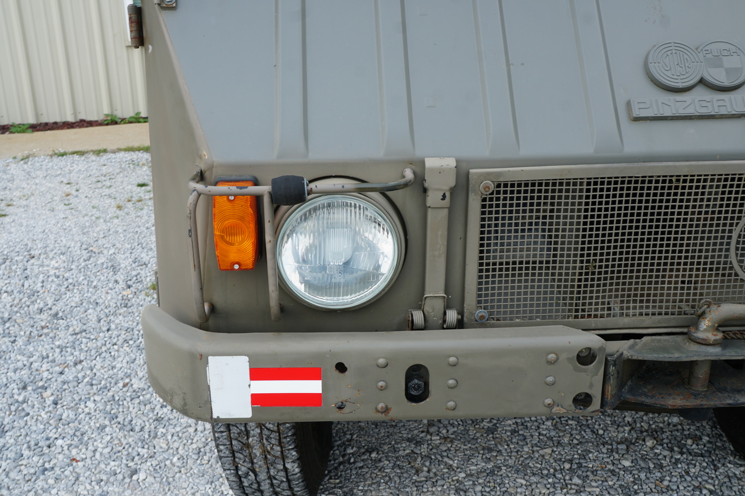 Austrian Military 712M Troop Carrier in good condi ..