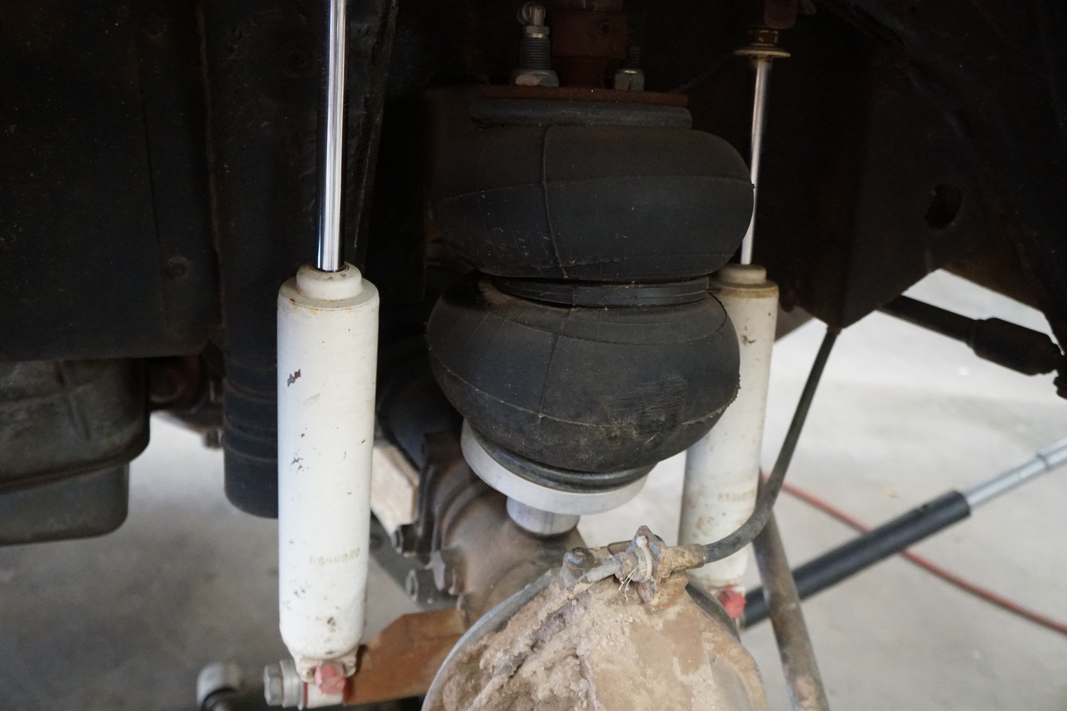 Air Suspension System. Was intalled on a Pinzgauer ..