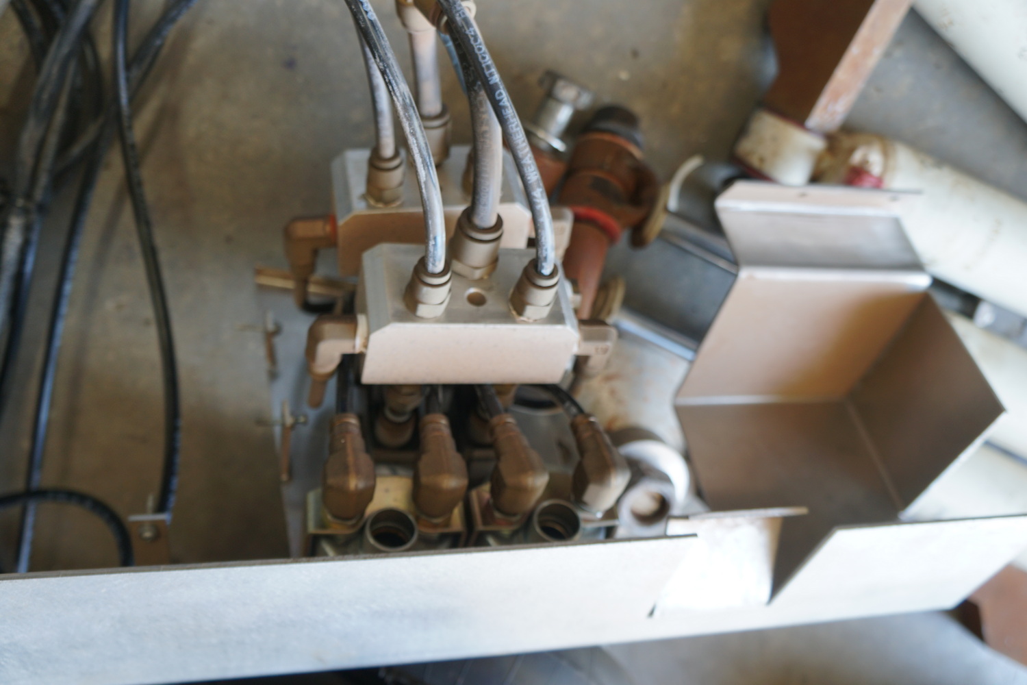 Air Suspension System. Was intalled on a Pinzgauer ..
