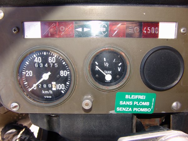 This is a Swiss Army Ambulance Check Pinzgauer S ..