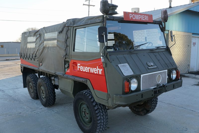 All original 6x6 Swiss Military Firetruck with ver ..