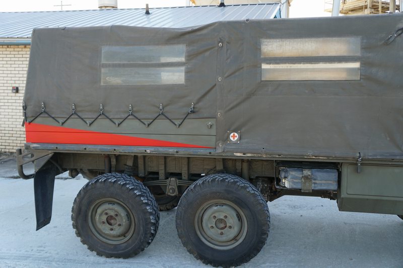 All original 6x6 Swiss Military Firetruck with ver ..