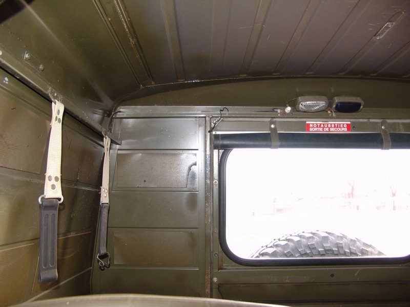 Swiss Army Radio Truckgood mechanical, nice inter ..