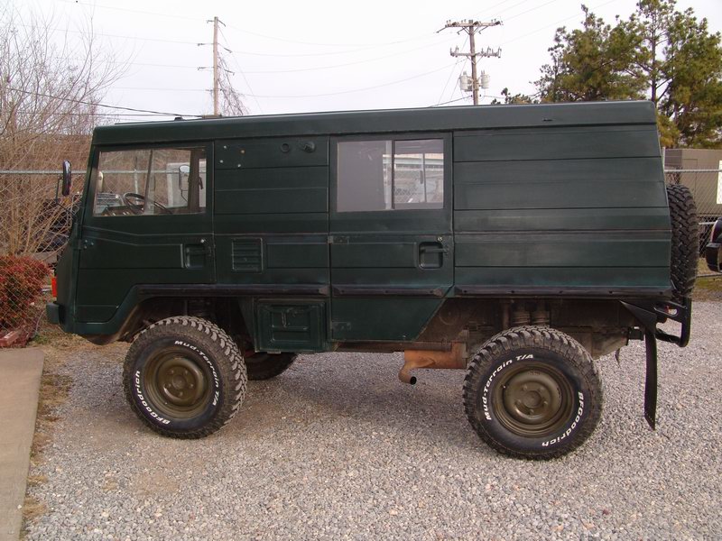 Swiss Army Radio Truckgood mechanical, nice inter ..
