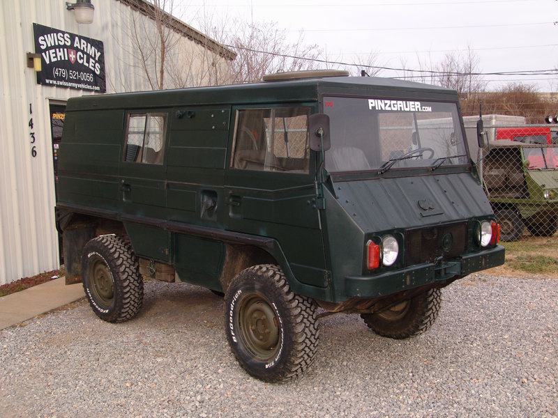 Swiss Army Radio Truckgood mechanical, nice inter ..