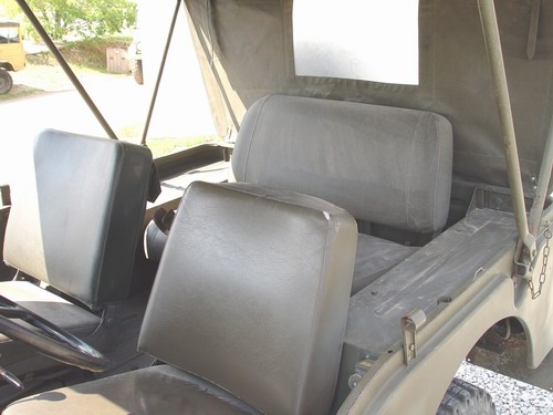 All original Swiss Army Jeep 
Tailgate, rear Seat ..